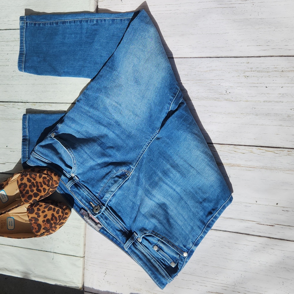 Torrid Midfit Jeans 16R